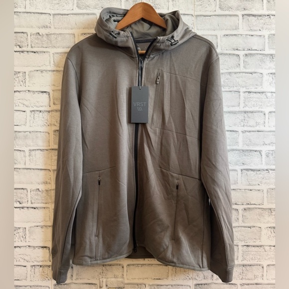 VSRT Other - NWT! Men’s VRST Pinnacle fleece pewter full zip moisture wicking hoodie jacket S